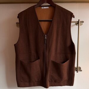 🌿 NWOT 🌿 ZIP UP VEST 🌿 ZARA 🌿 MEDIUM 🌿 BROWN
